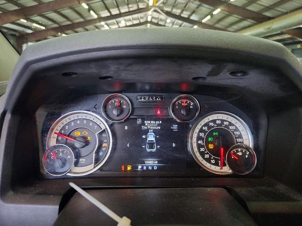 2019 RAM 1500 CLASSIC SLT