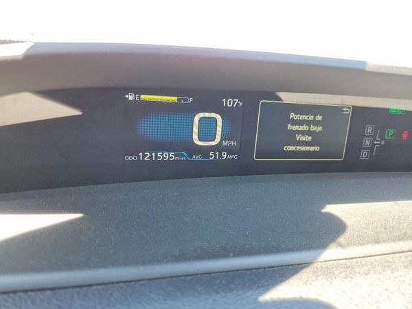 2016 TOYOTA PRIUS