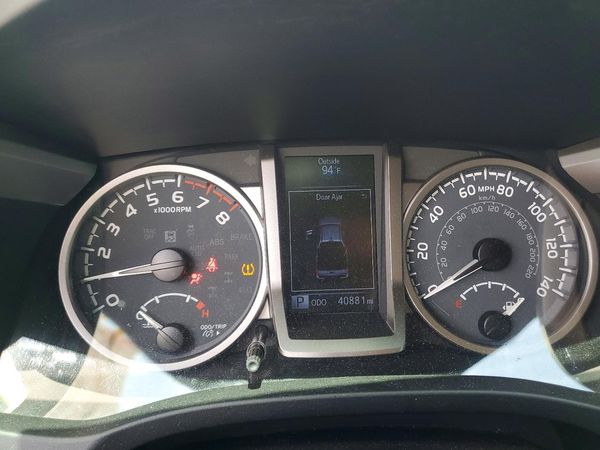 2020 TOYOTA TACOMA SR5