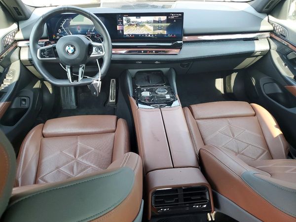 2025 BMW 540 xDrive