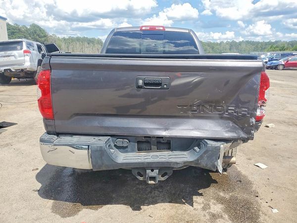 2017 TOYOTA TUNDRA SR/SR5