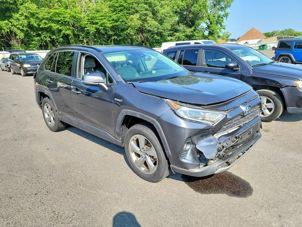 2019 TOYOTA RAV4