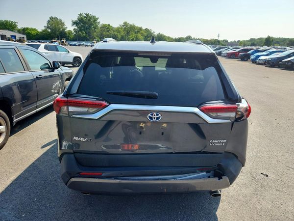 2019 TOYOTA RAV4
