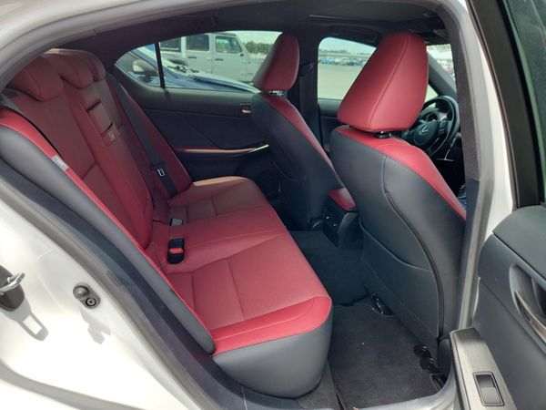 2024 LEXUS IS 300 300 Premium
