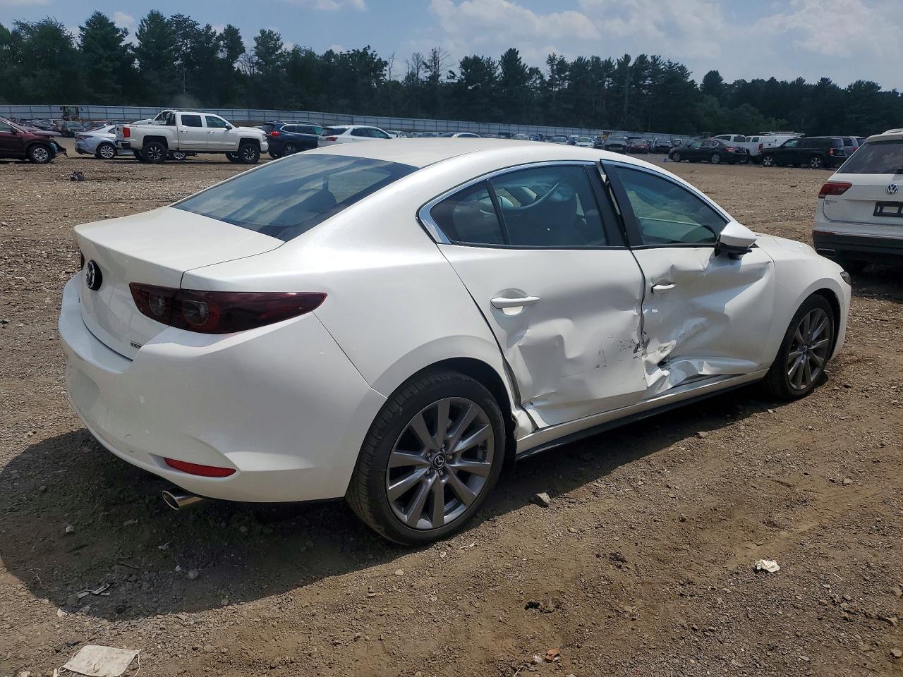 2025 MAZDA 3 Preferred Package