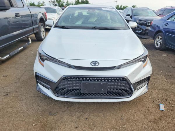 2022 TOYOTA COROLLA