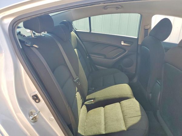 2017 KIA FORTE LX Base