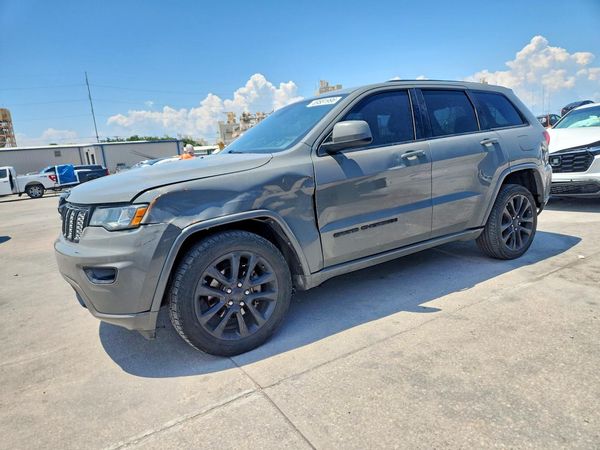 2020 JEEP GRAND CHEROKEE Laredo