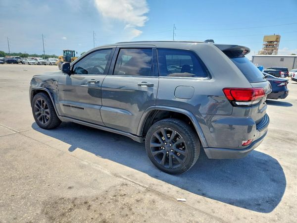 2020 JEEP GRAND CHEROKEE Laredo