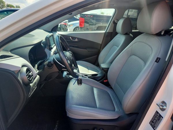2021 HYUNDAI KONA