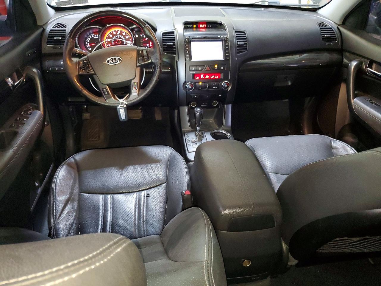 2013 KIA SORENTO SX