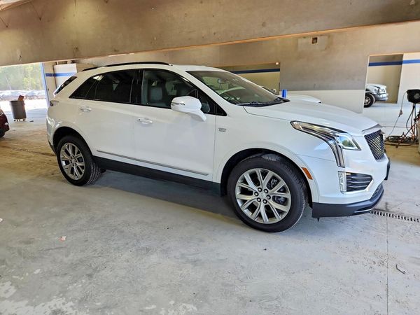 2021 CADILLAC XT5 Sport