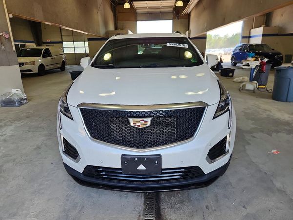 2021 CADILLAC XT5 Sport
