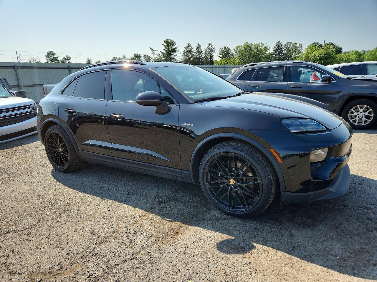 2025 PORSCHE MACAN 4S Electric