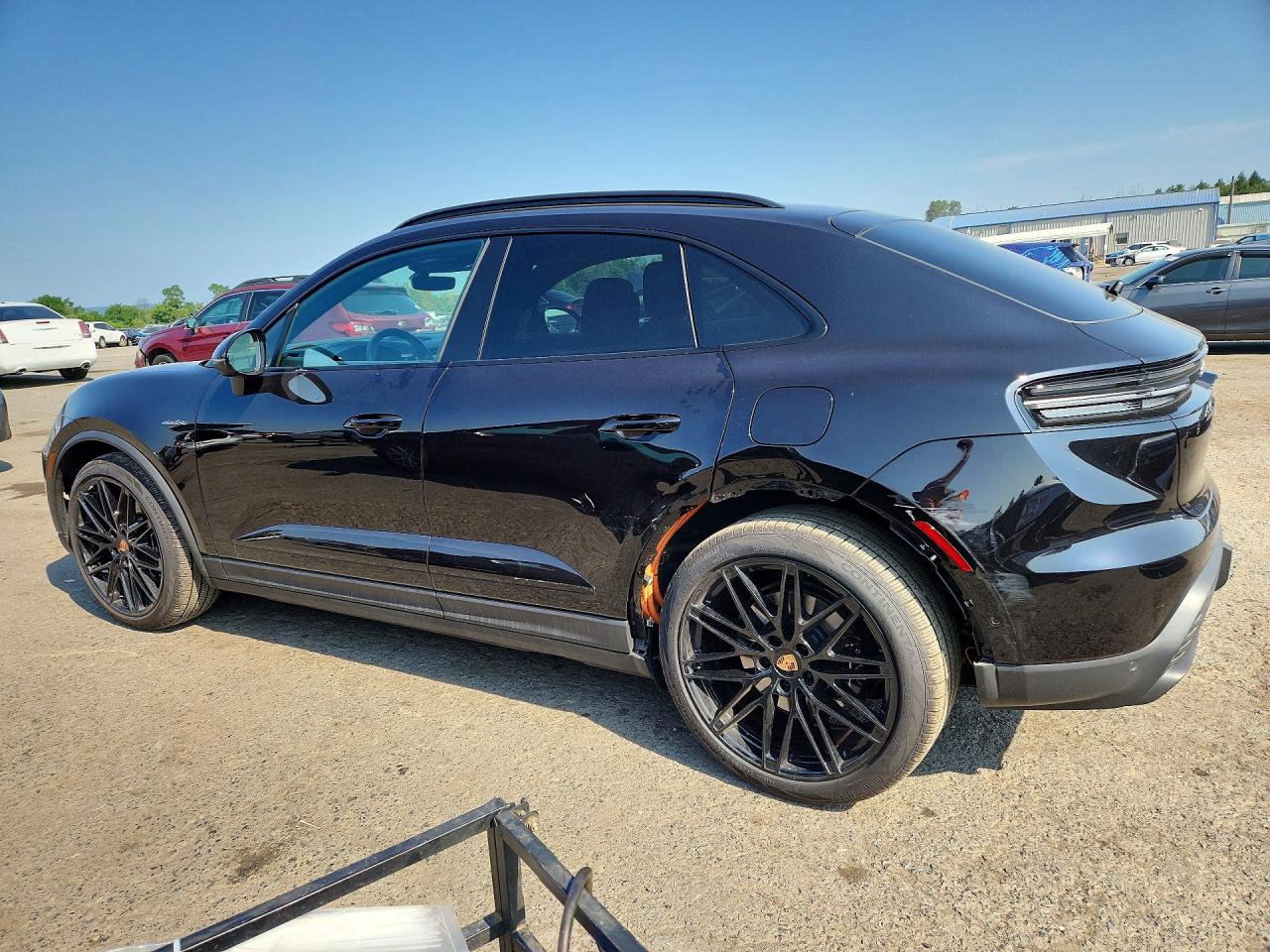 2025 PORSCHE MACAN 4S Electric