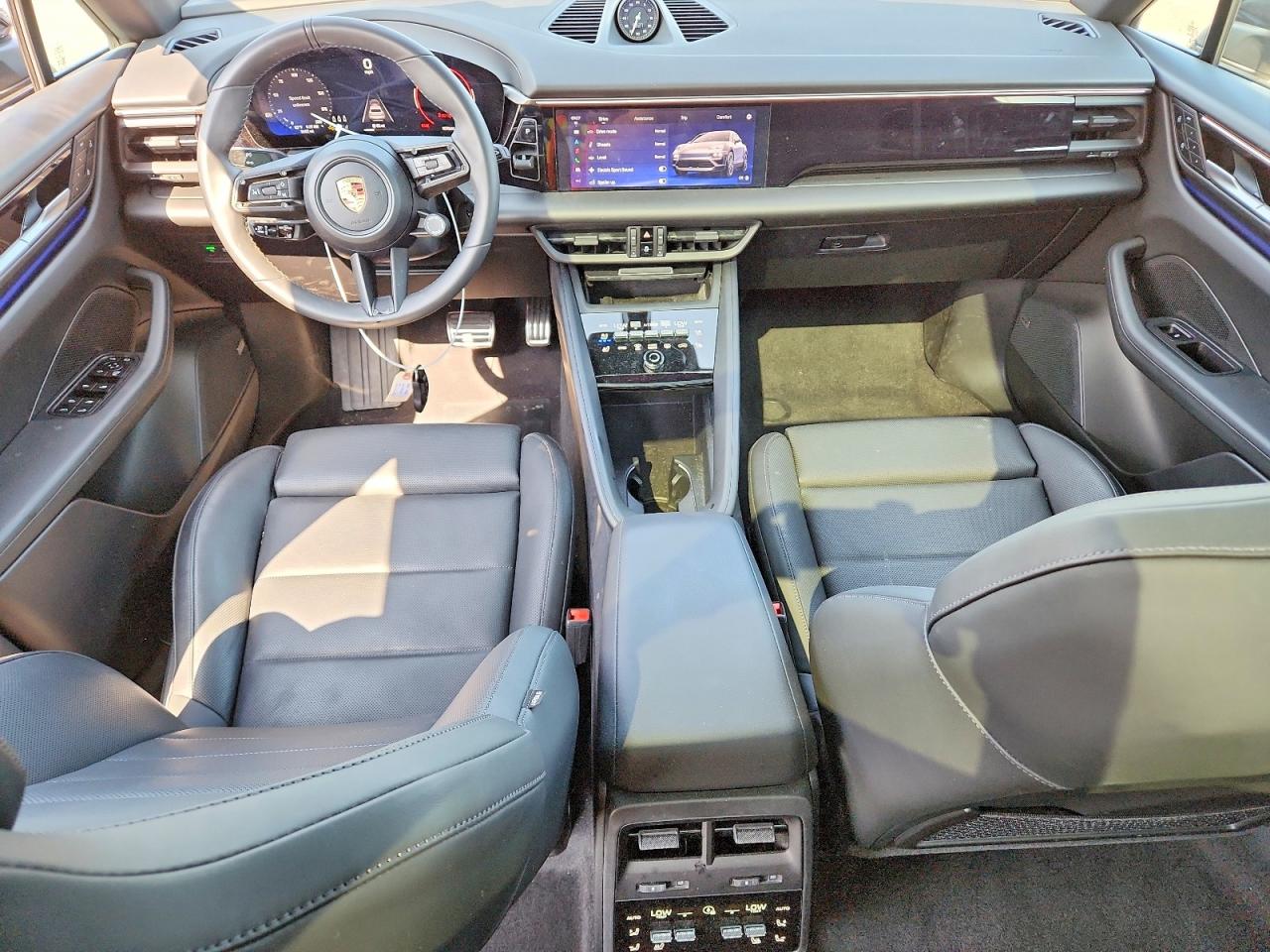 2025 PORSCHE MACAN 4S Electric