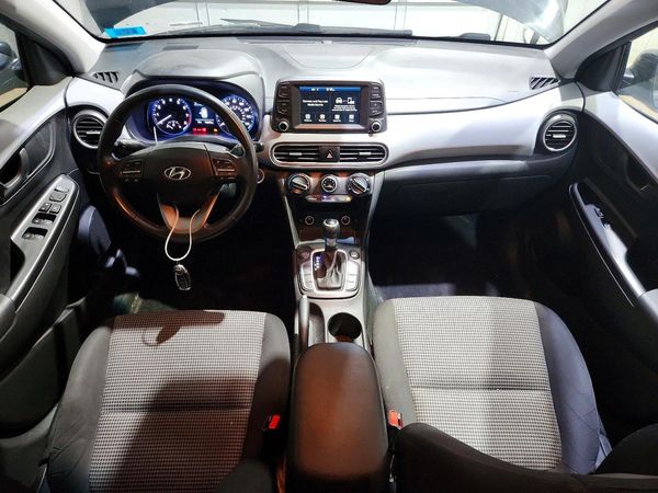 2018 HYUNDAI KONA SEL