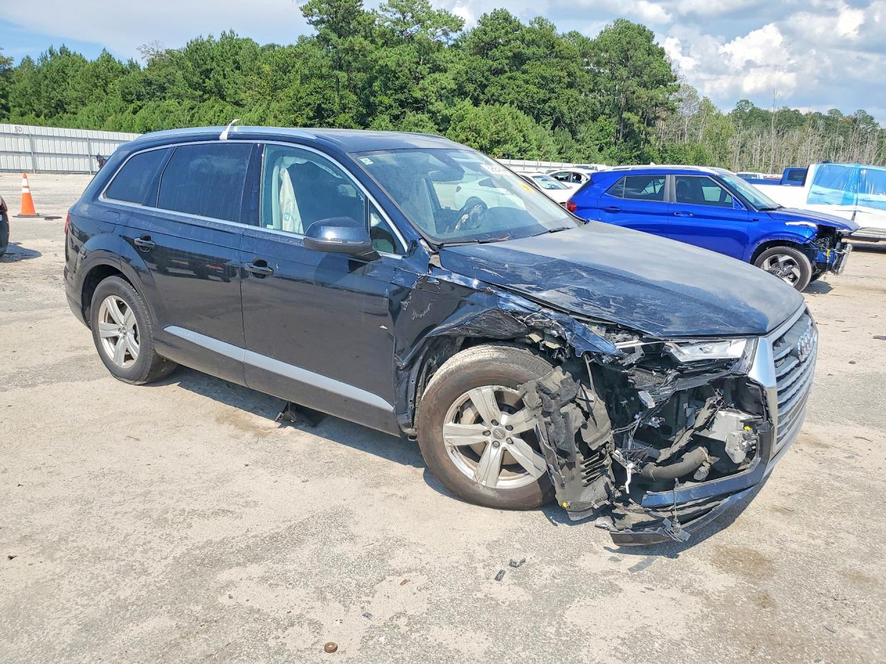 2017 AUDI Q7 quattro Premium Plus
