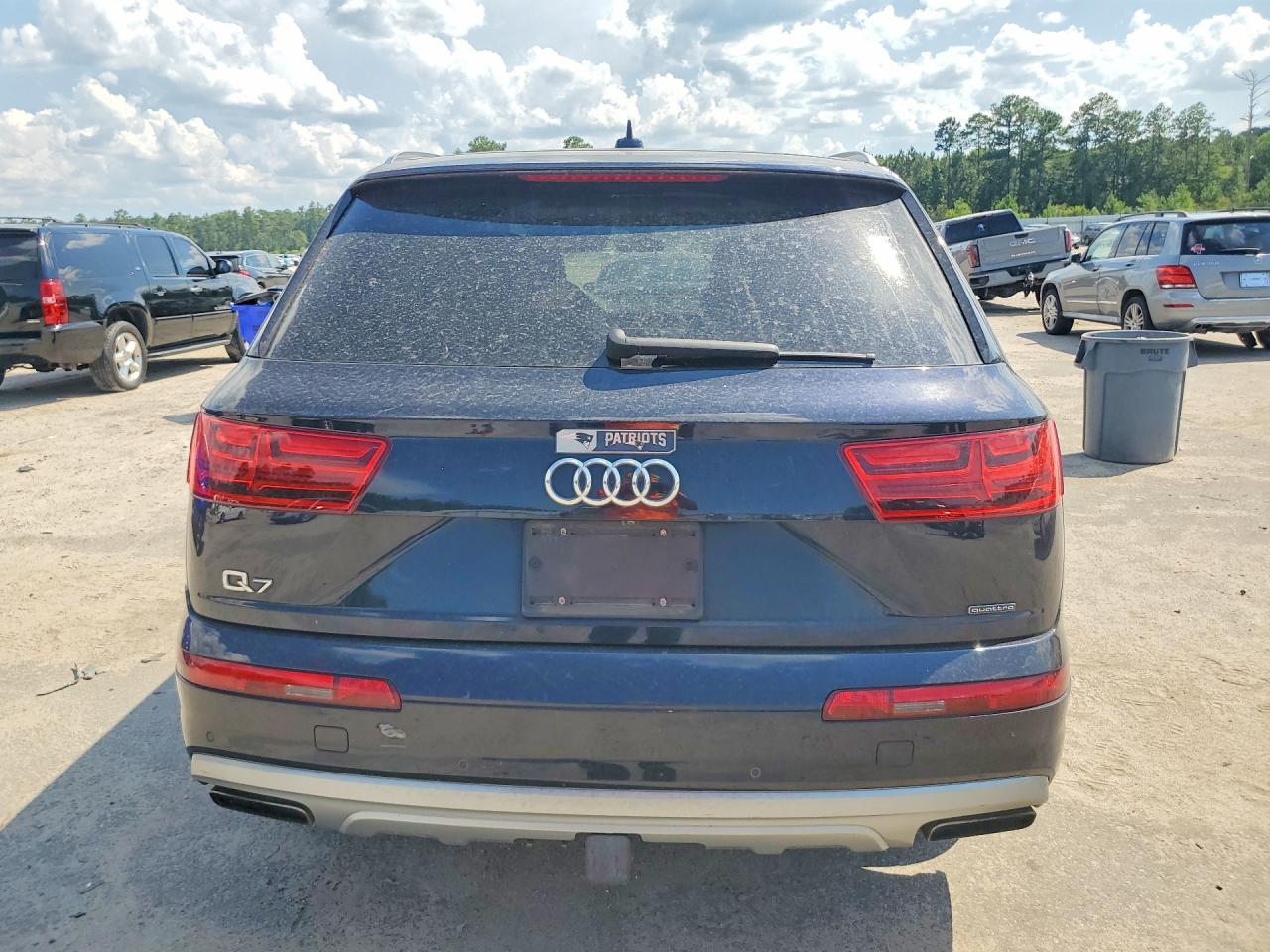 2017 AUDI Q7 quattro Premium Plus