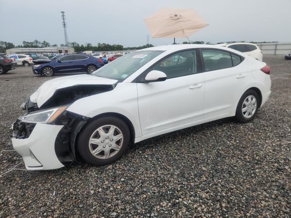 2020 HYUNDAI ELANTRA SE — Front 3/4