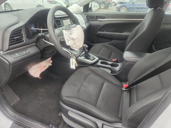 2020 HYUNDAI ELANTRA SE — DENT