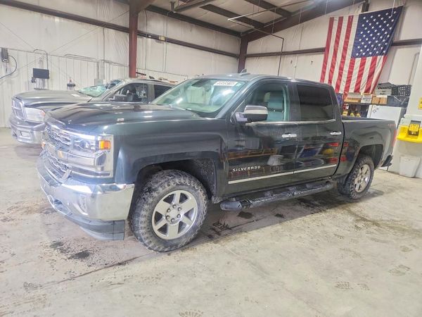 2018 CHEVROLET SILVERADO LTZ — Front 3/4