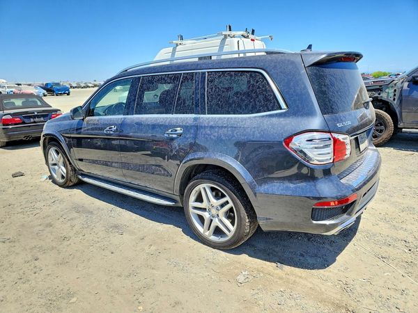 2015 MERCEDES-BENZ GL GL550 4MATIC