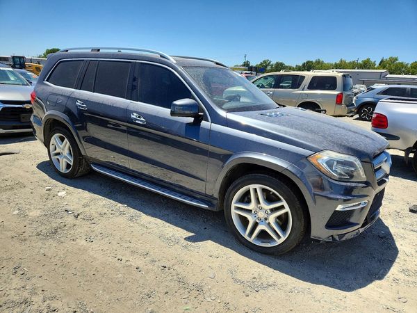 2015 MERCEDES-BENZ GL GL550 4MATIC