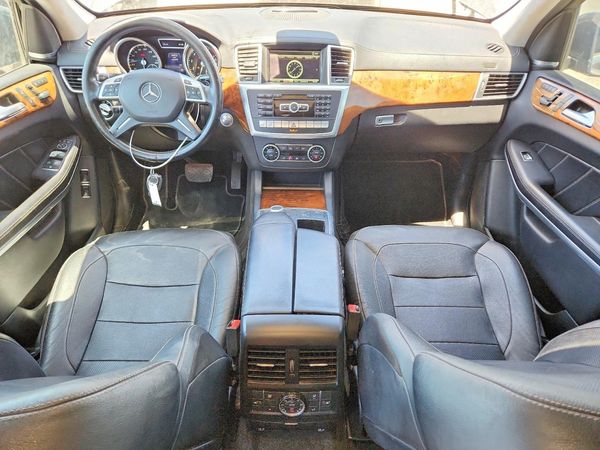 2015 MERCEDES-BENZ GL GL550 4MATIC