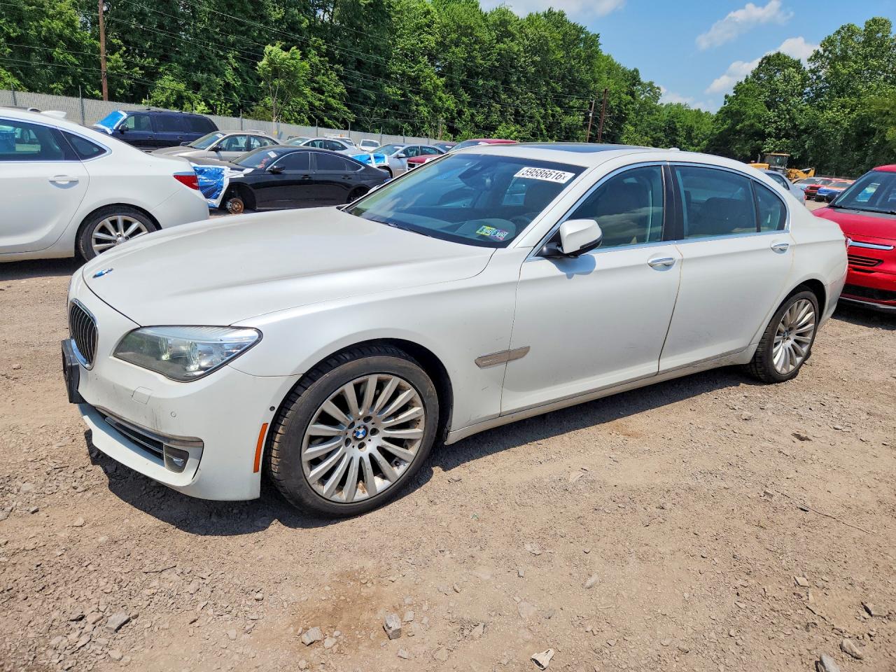 2013 BMW 740