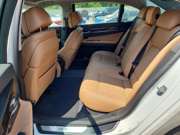 2013 BMW 740