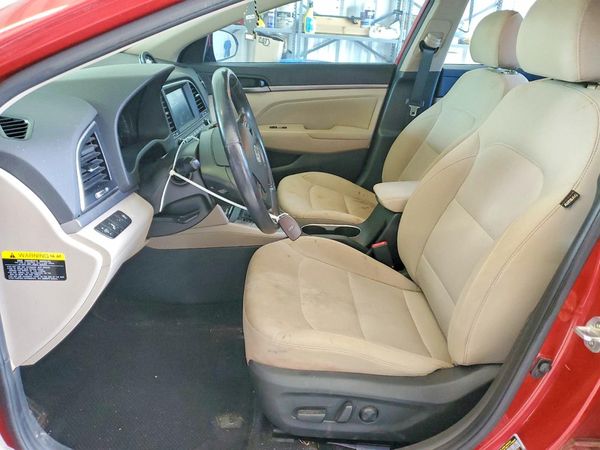 2017 HYUNDAI ELANTRA