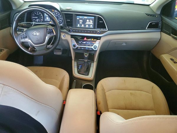 2017 HYUNDAI ELANTRA