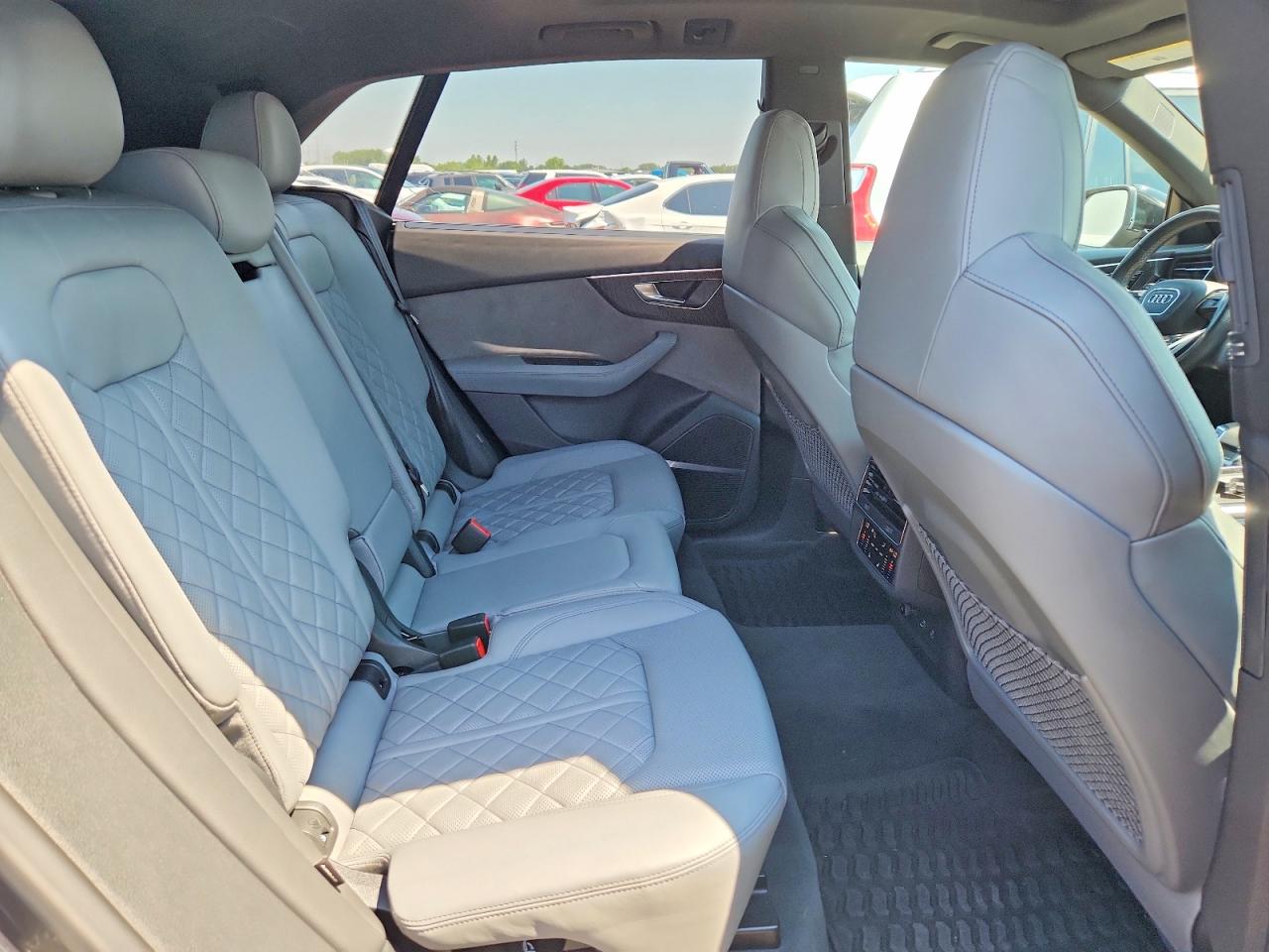 2022 AUDI SQ8 quattro Prestige
