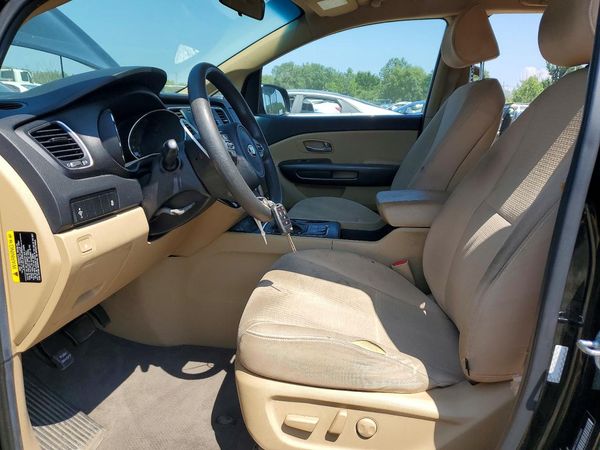 2016 KIA SEDONA LX - Middle-low