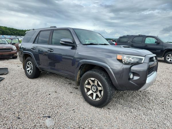 2018 TOYOTA 4RUNNER