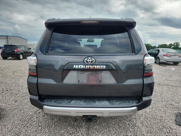2018 TOYOTA 4RUNNER