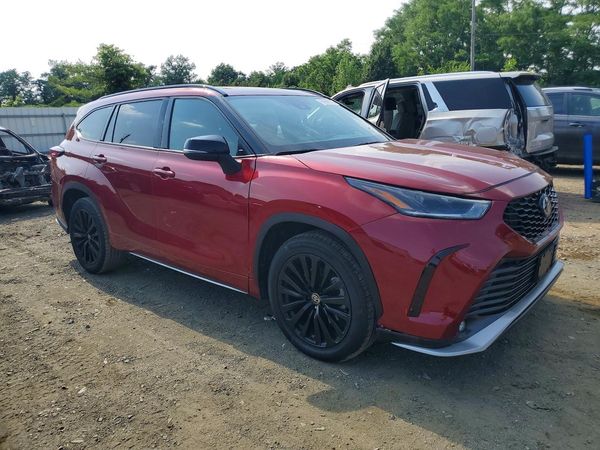 2024 TOYOTA HIGHLANDER