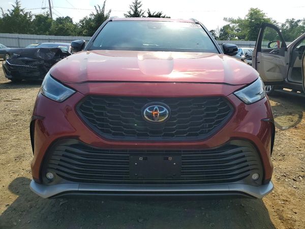 2024 TOYOTA HIGHLANDER
