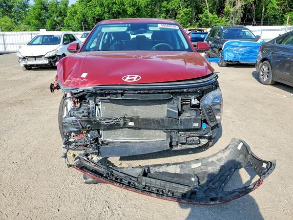 2024 HYUNDAI KONA SE