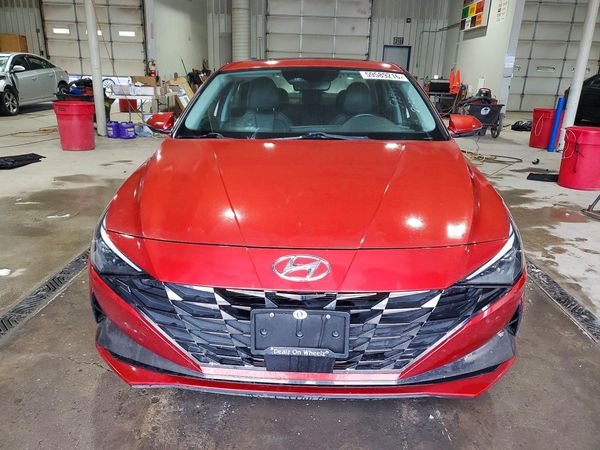 2022 HYUNDAI ELANTRA