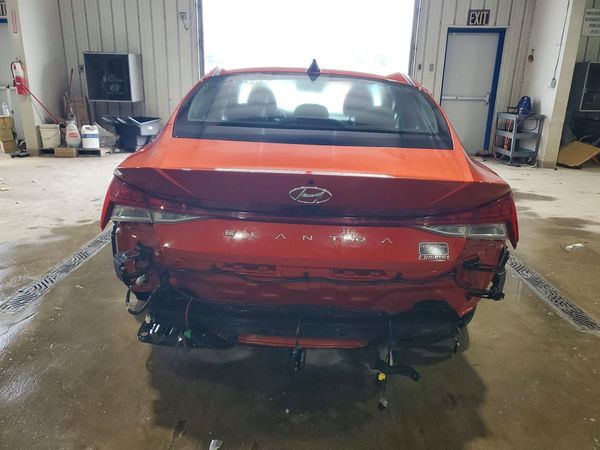 2022 HYUNDAI ELANTRA