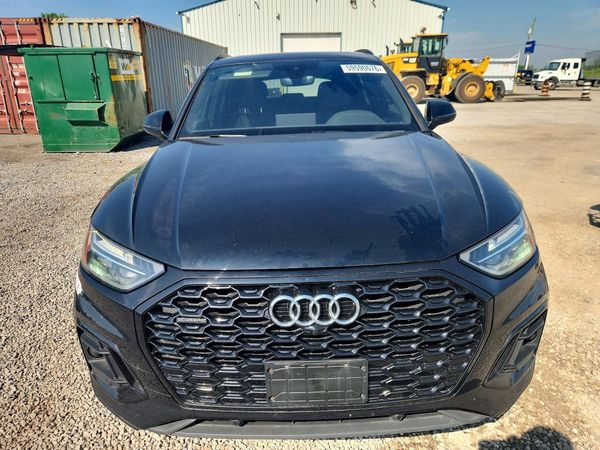 2021 AUDI Q5 quattro Premium