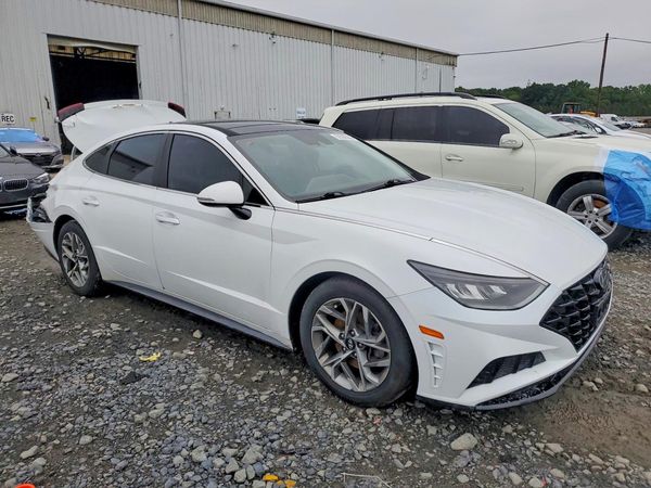 2020 HYUNDAI SONATA