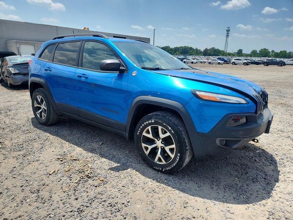 2017 JEEP CHEROKEE TRAILHAWK 4X4