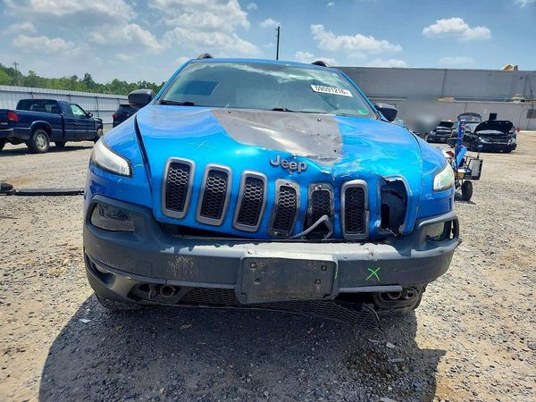 2017 JEEP CHEROKEE TRAILHAWK 4X4