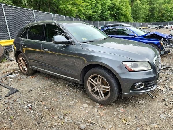 2015 AUDI Q5 Premium Plus — Passenger 3/4
