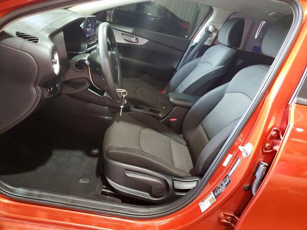 2022 KIA FORTE FE, LXS