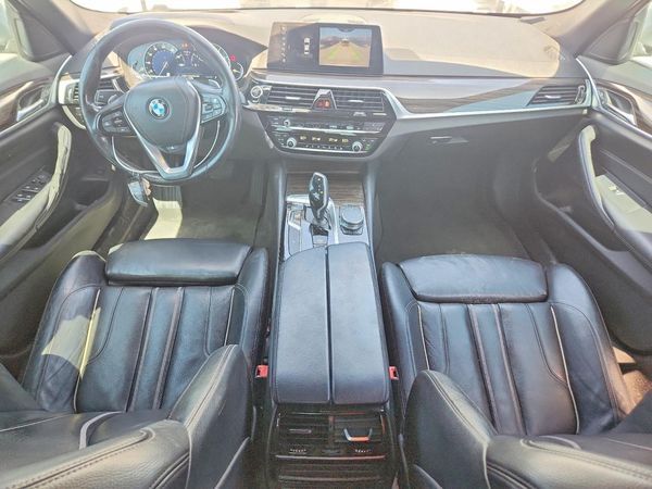 2018 BMW 530