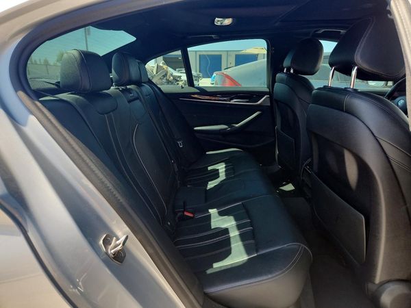 2018 BMW 530